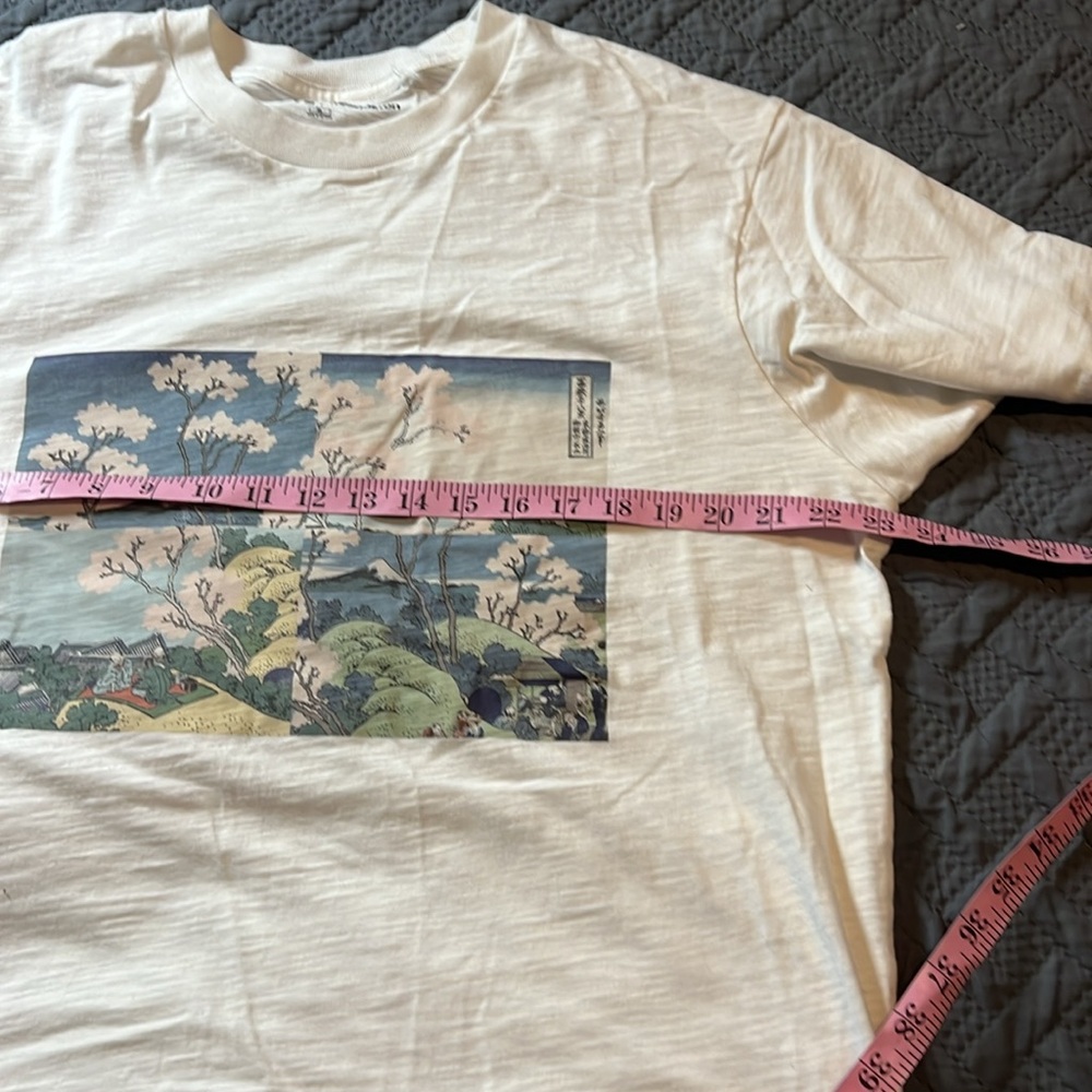 Uniqlo : Hokusai Remixed Short Sleeve UT - XL - Picture 3 of 7